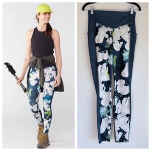NEW The North Face Women's Abstract Watercolor Dune Sky Leggings in Blue Size M